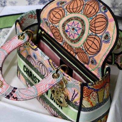 Alternative view of Replica Dior Aaa-In Light Medium Lady D-Lite Bag M8003/Embroidery