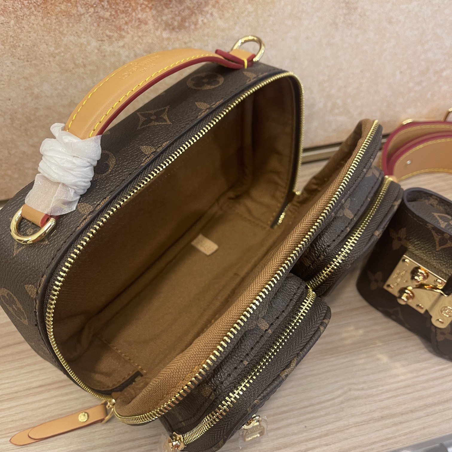 Replica Louis Vuitton Sporty Utility Crossbody Bag- Leather Strap - Image 6