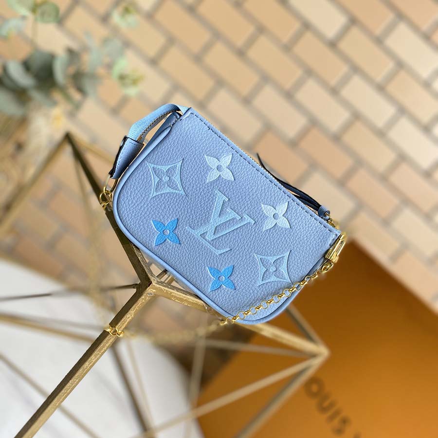 Replica Louis Vuitton By The Pool Mini Pochette Accessoires - Image 6
