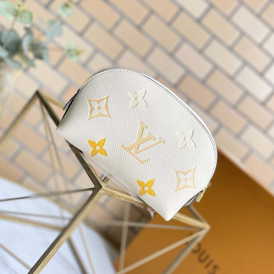 Replica Louis Vuitton By The Pool Cosmetic Pouch - Image 10
