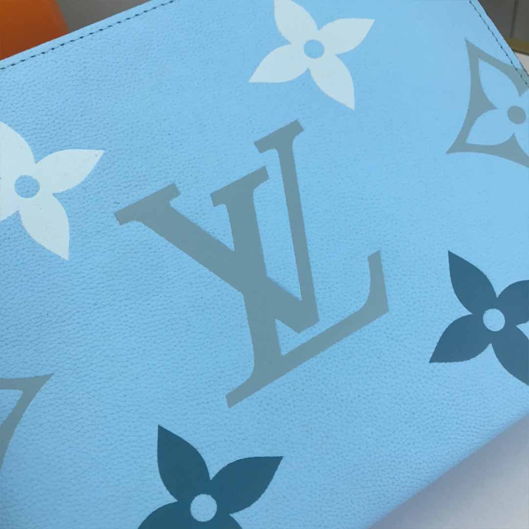 Replica Louis Vuitton By The Pool-Toiletry Pouch 26 M80504 - Image 6