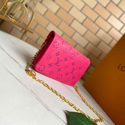 Alternative view of Replica Louis Vuitton Pochette Coussin M80742 Black/Blue/Rose