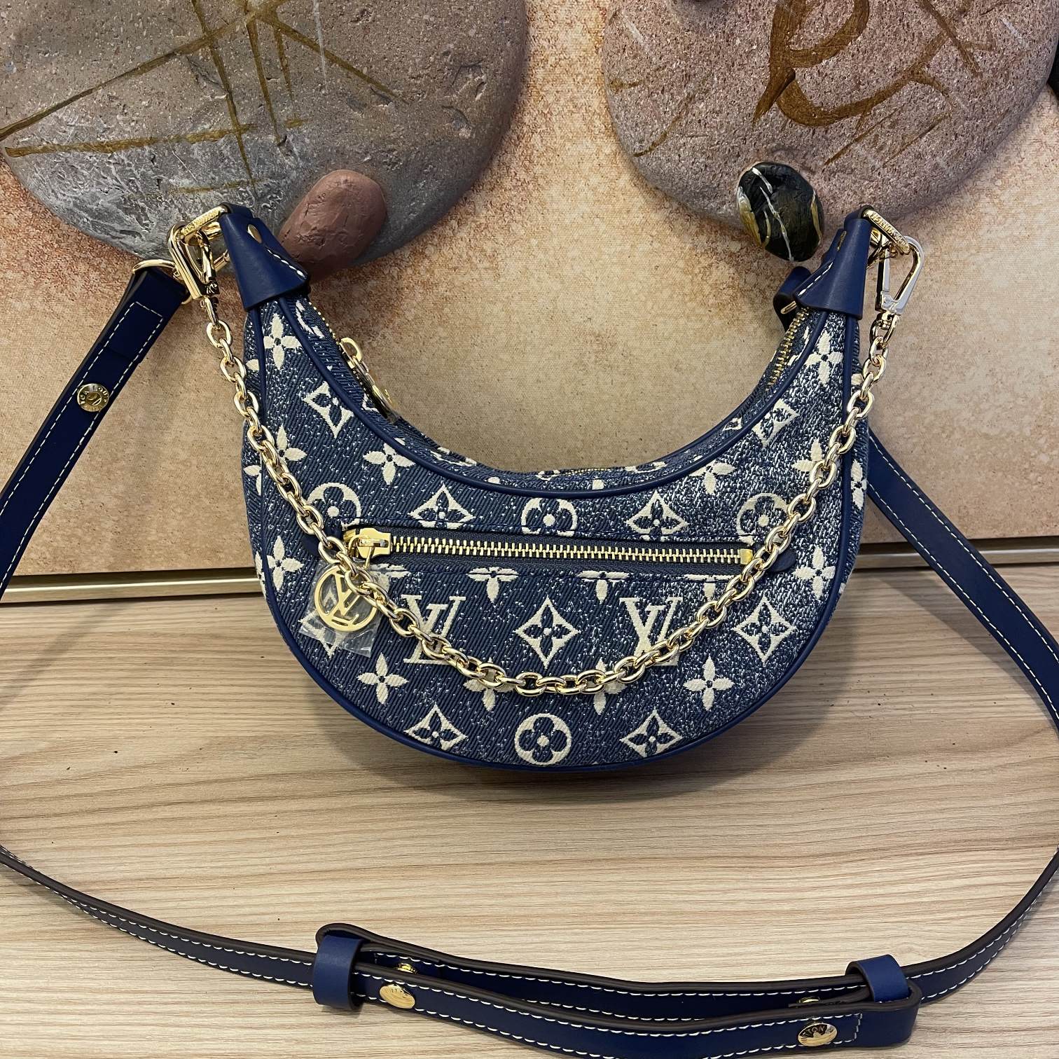 Replica Louis Vuitton Loop Baguette Handbag - Image 6
