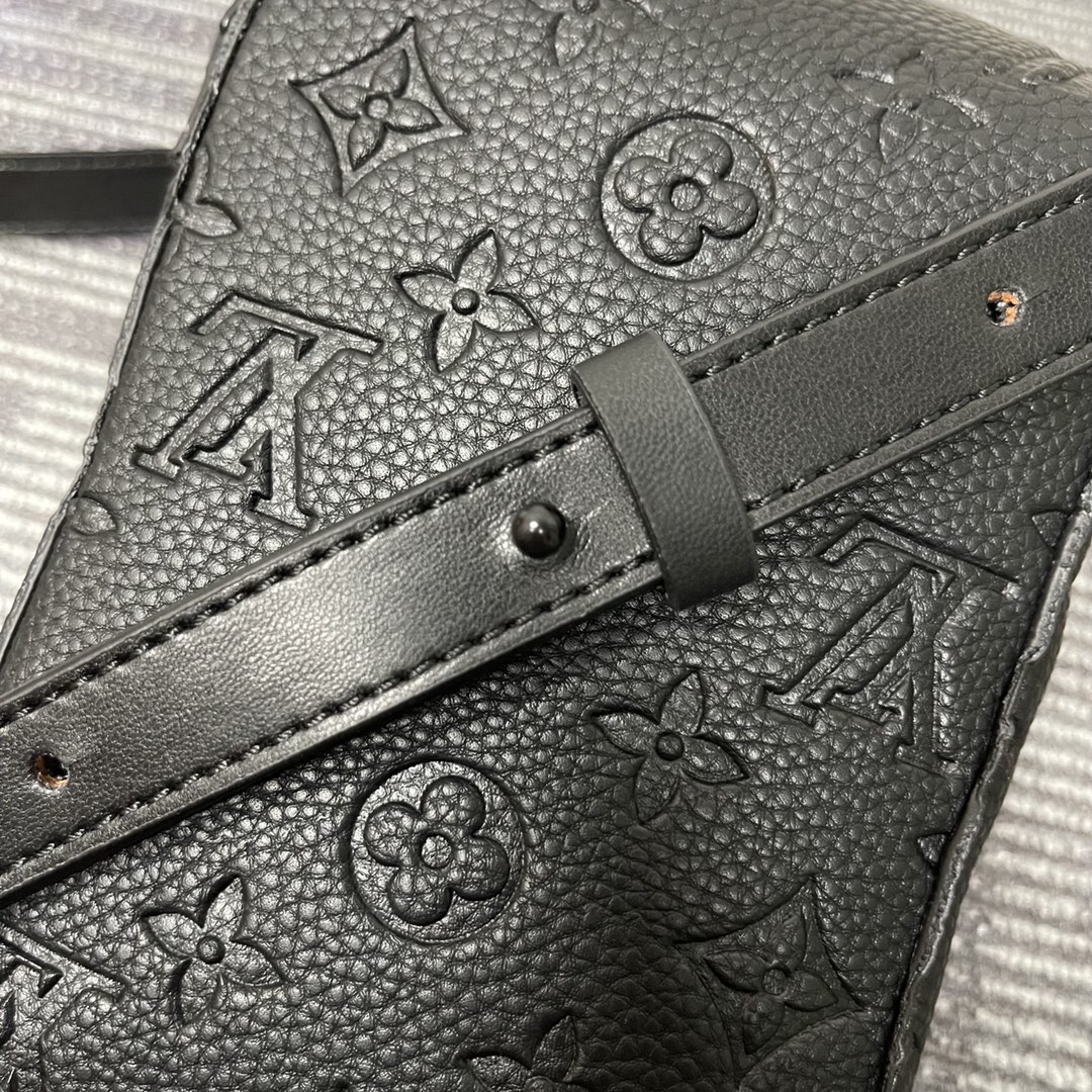 Replica Louis Vuitton S-Lock Vertical Wearable Wallet M81524 - Image 8