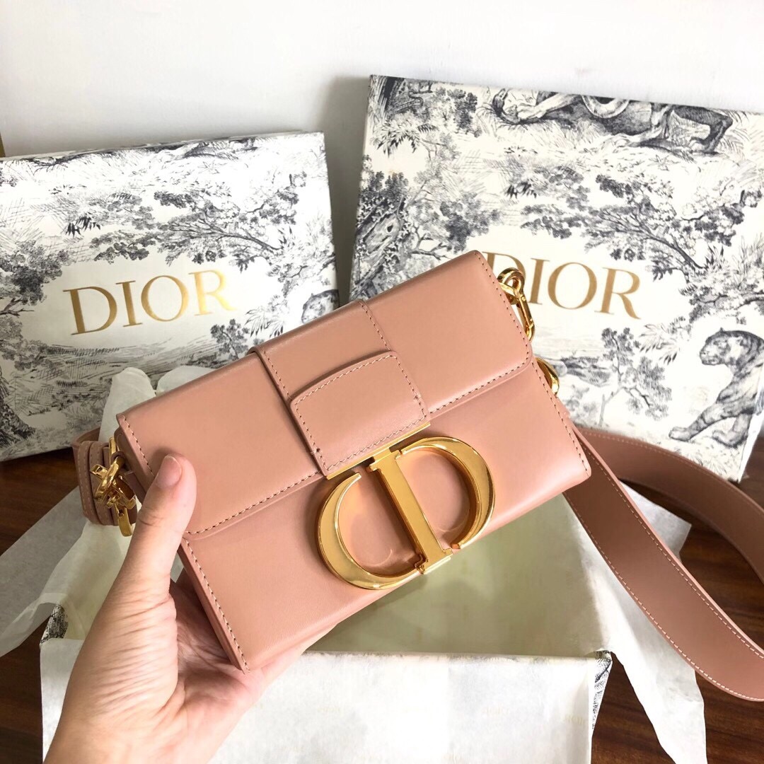 Replica Dior 30 Montaigne Box Bag M9204 - Image 9