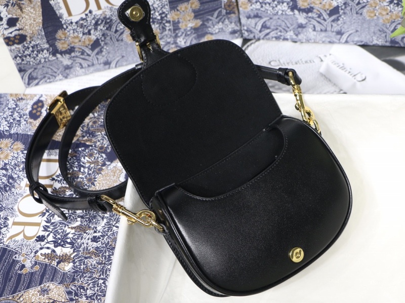 Replica Dior Medium Bobby Bag 22Cm - Image 4