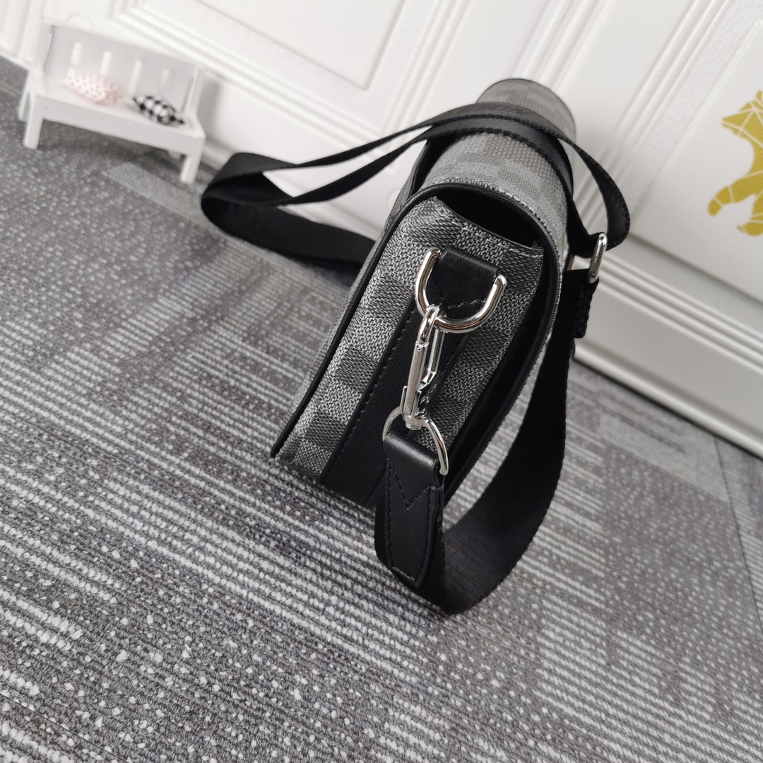 Replica Louis Vuitton Studio Messenger N50013 - Image 6