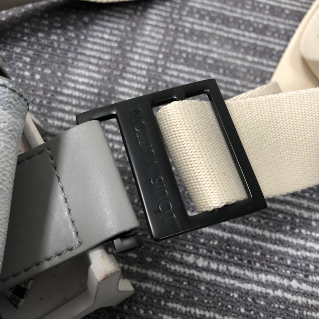 Replica Louis Vuitton Trunk Slingbag N50061-2 - Image 6