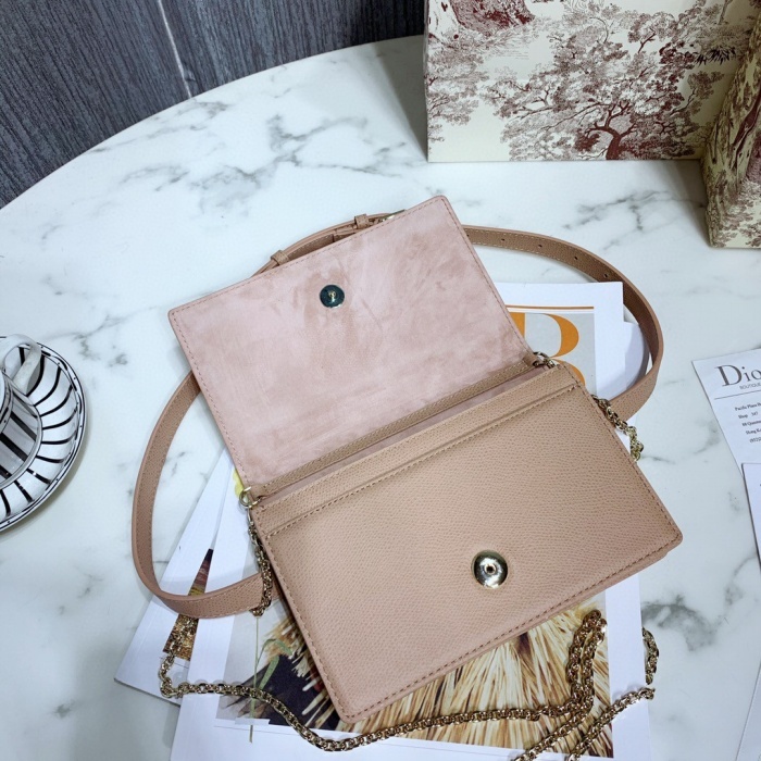 Replica Dior 30 Montaigne 2-In-1 Pouch - Image 5