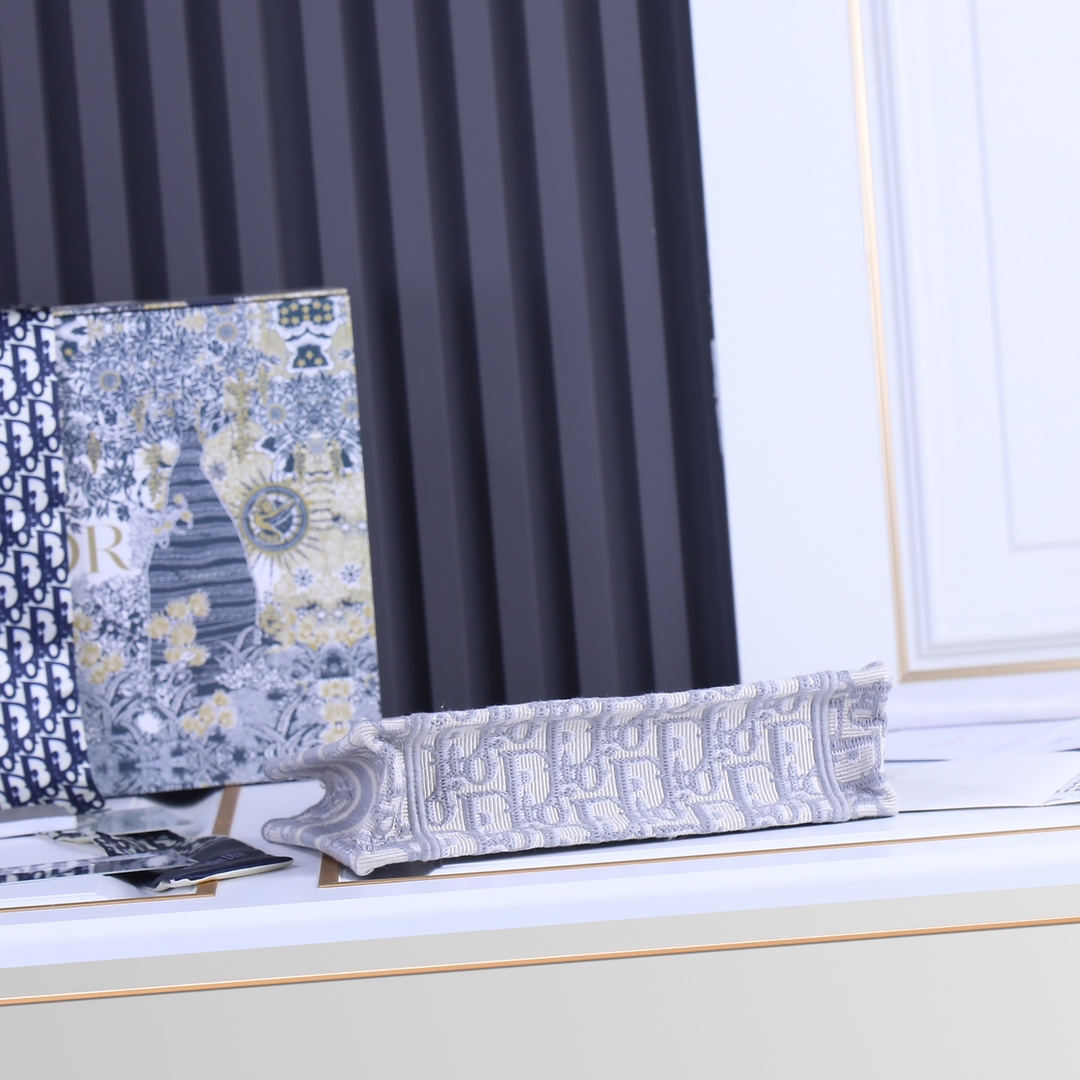 Replica Dior Oblique Embroidery Mini Book Tote - Image 8