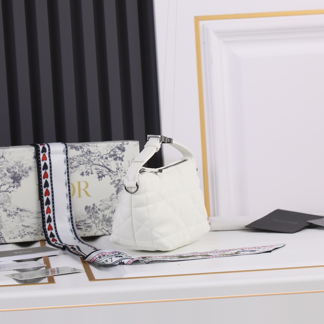 Replica Dior Small Drtravel Nomad Pouch - Image 17