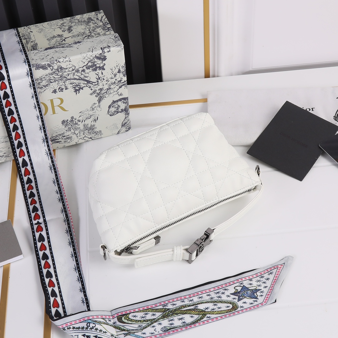 Replica Dior Small Drtravel Nomad Pouch - Image 18