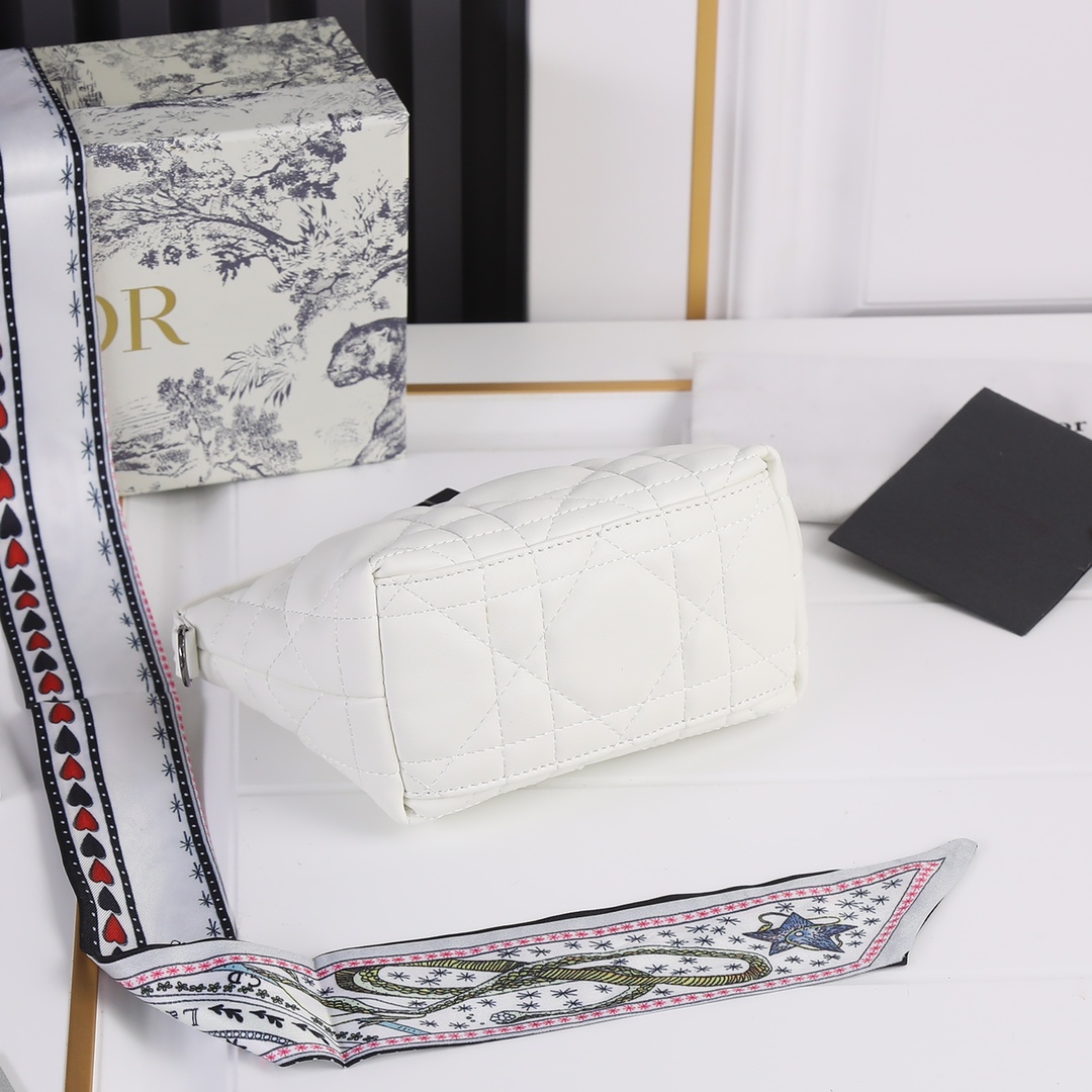Replica Dior Small Drtravel Nomad Pouch - Image 19