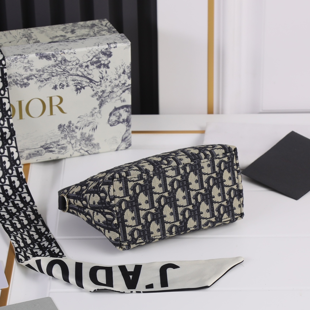 Replica Dior Small Drtravel Nomad Pouch - Image 9