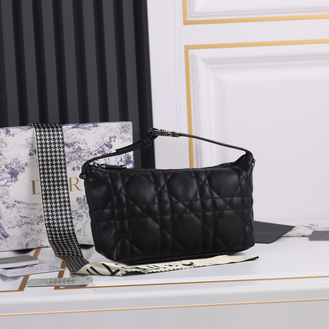 Replica Dior Medium Drtravel Nomad Pouch - Image 2