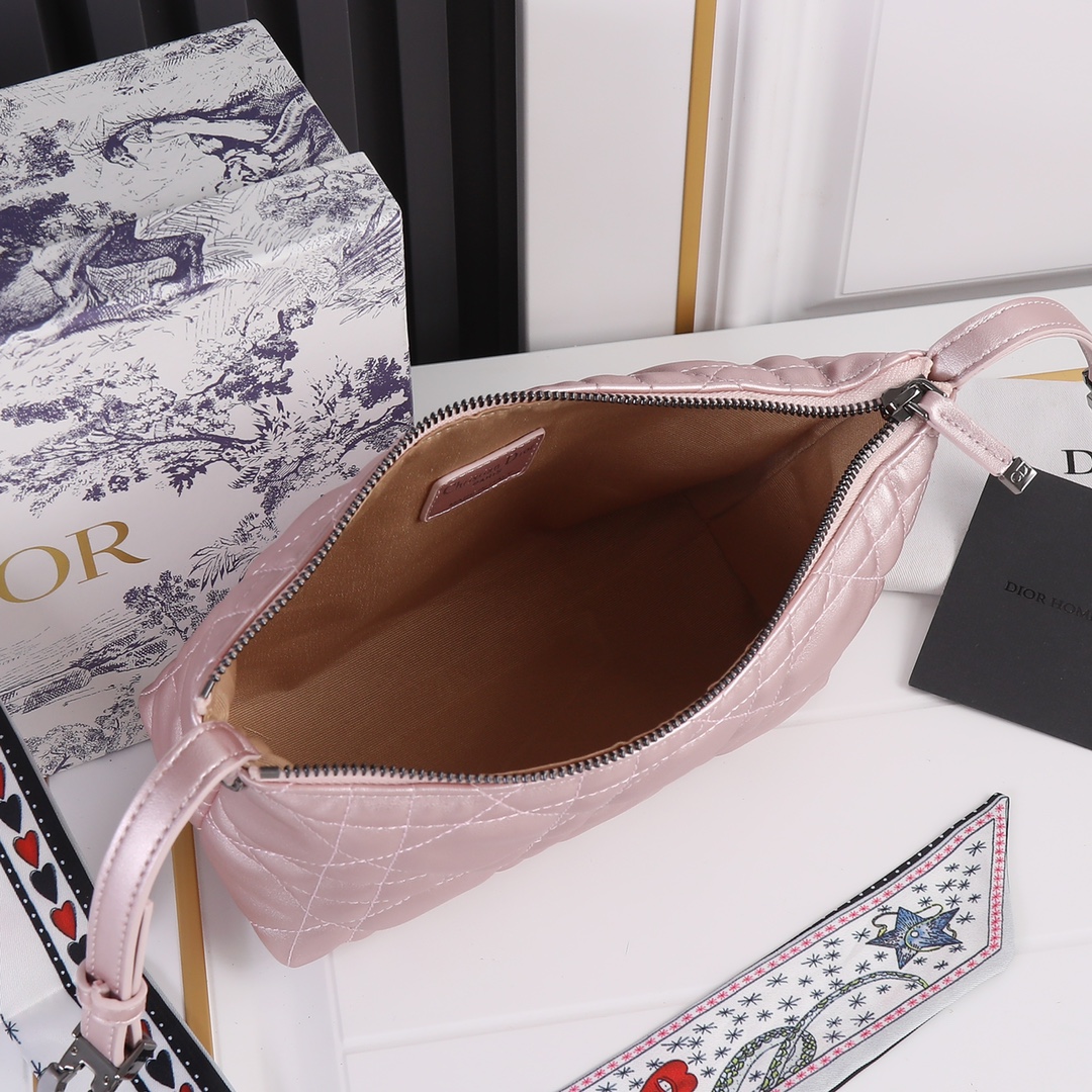 Replica Dior Medium Drtravel Nomad Pouch - Image 16