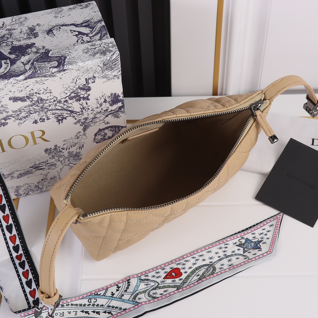 Replica Dior Medium Drtravel Nomad Pouch - Image 26