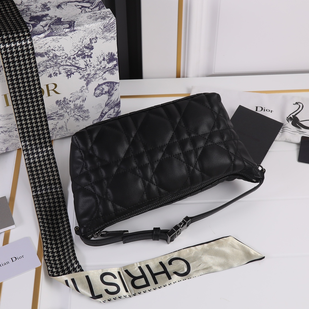 Replica Dior Medium Drtravel Nomad Pouch - Image 4