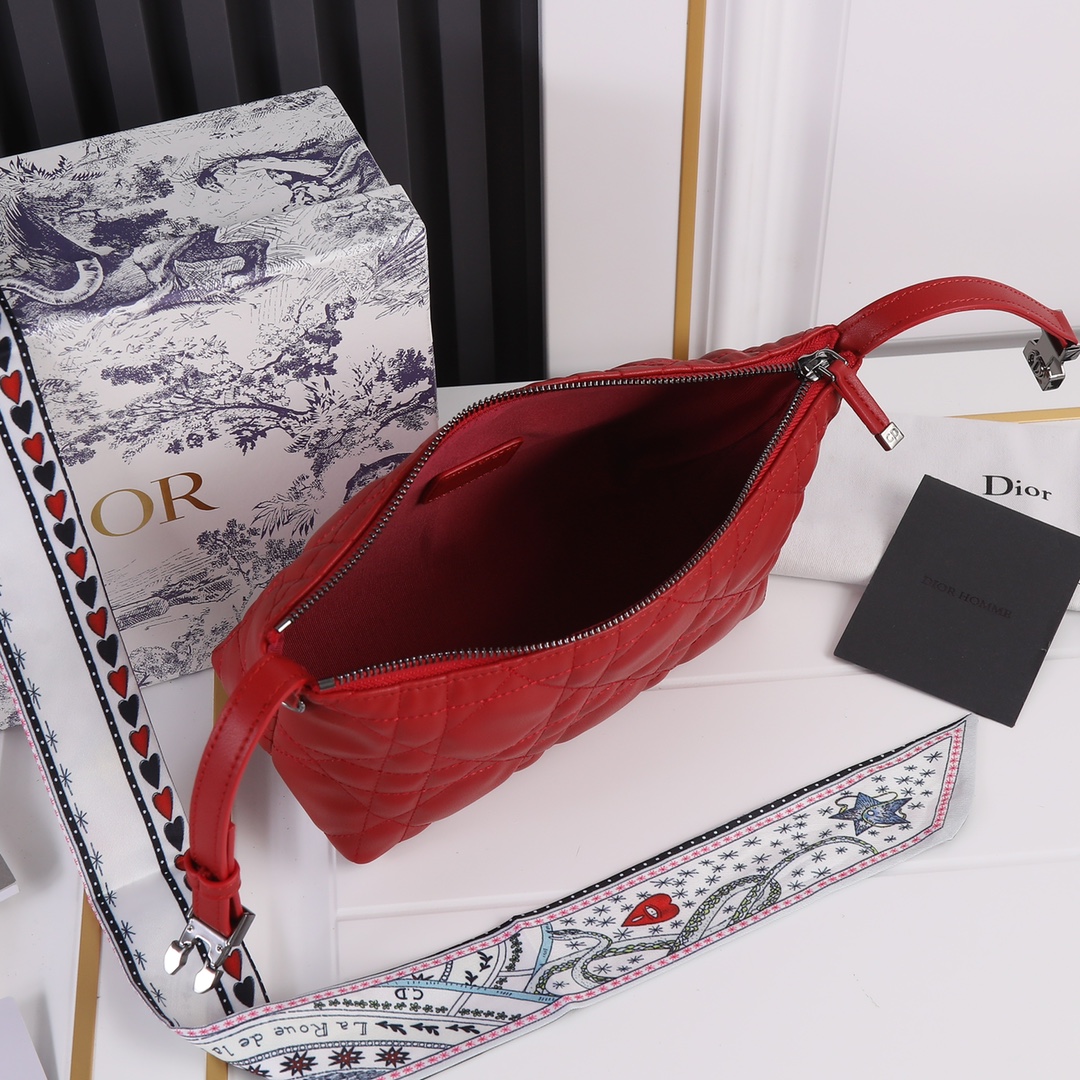 Replica Dior Medium Drtravel Nomad Pouch - Image 31
