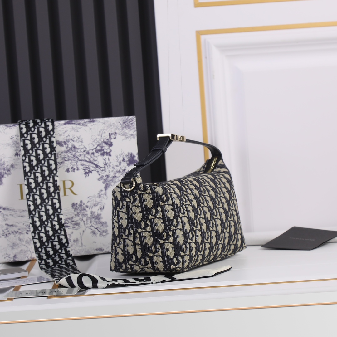 Replica Dior Medium Drtravel Nomad Pouch - Image 8