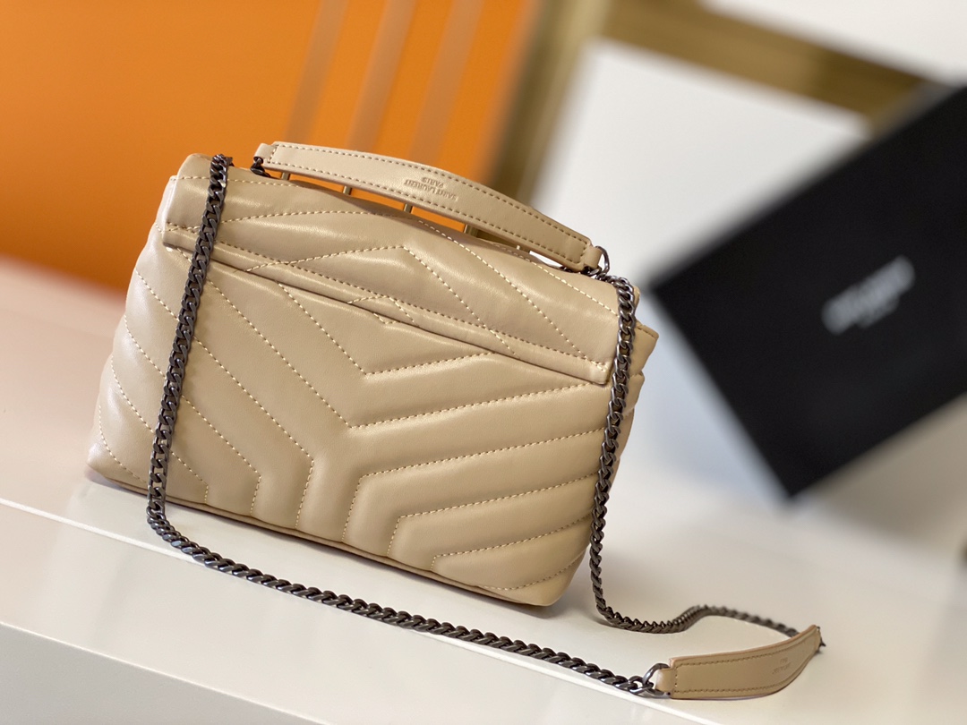 Replica Ysl Loulou Small Bag In Matelasse “Y” Leather- Black/Beige/Red - Image 19