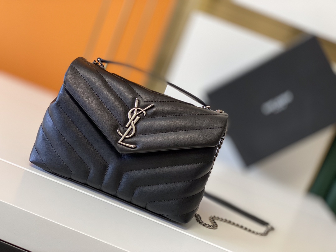 Replica Ysl Loulou Small Bag In Matelasse “Y” Leather- Black/Beige/Red - Image 5