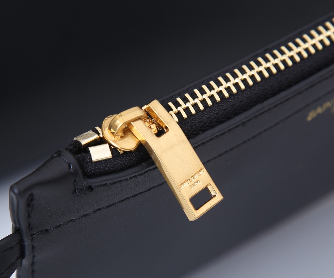 Replica Ysl Bold East/West Shopping Bag In Grained Leather - Image 4