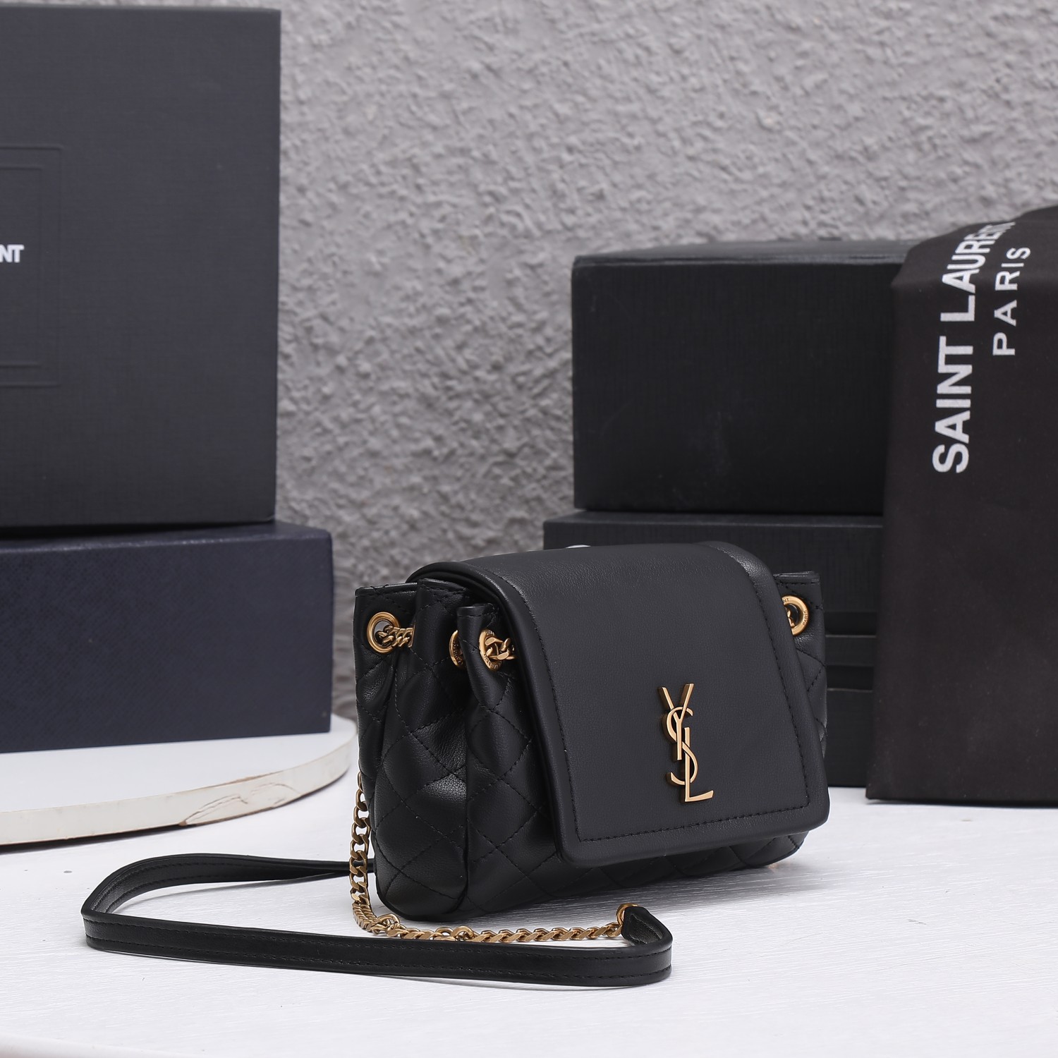 Replica Ysl Mini Nolita Bag In Lambskin- Black/White - Image 2