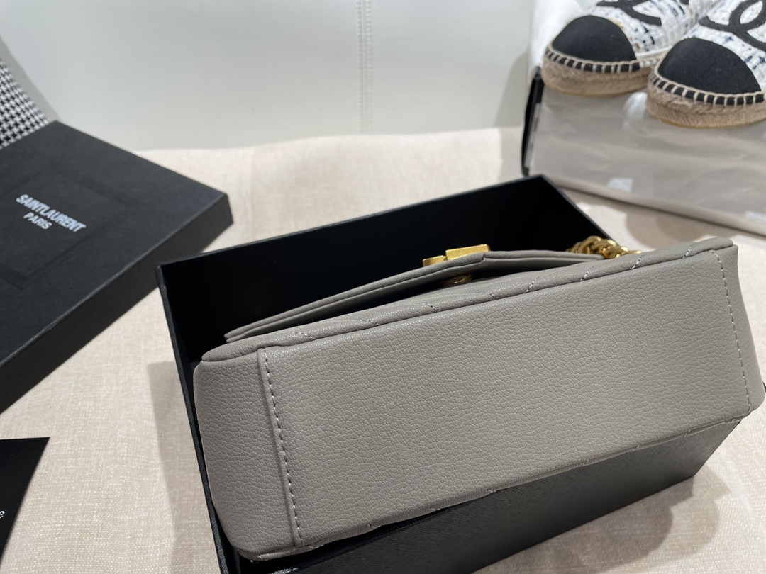 Replica Ysl Envelope Medium Bag In Mix Embossed Leather-Gold - Image 10
