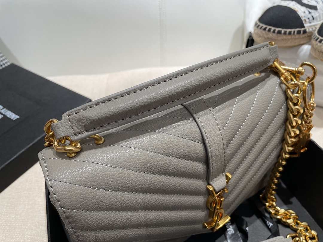 Replica Ysl Envelope Medium Bag In Mix Embossed Leather-Gold - Image 8