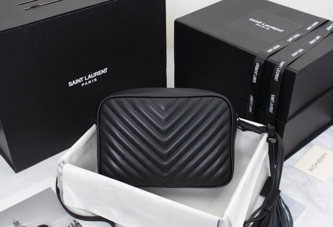 Replica Ysl Lou Camera Bag In Quilted Leather- Black/Silver - Image 3