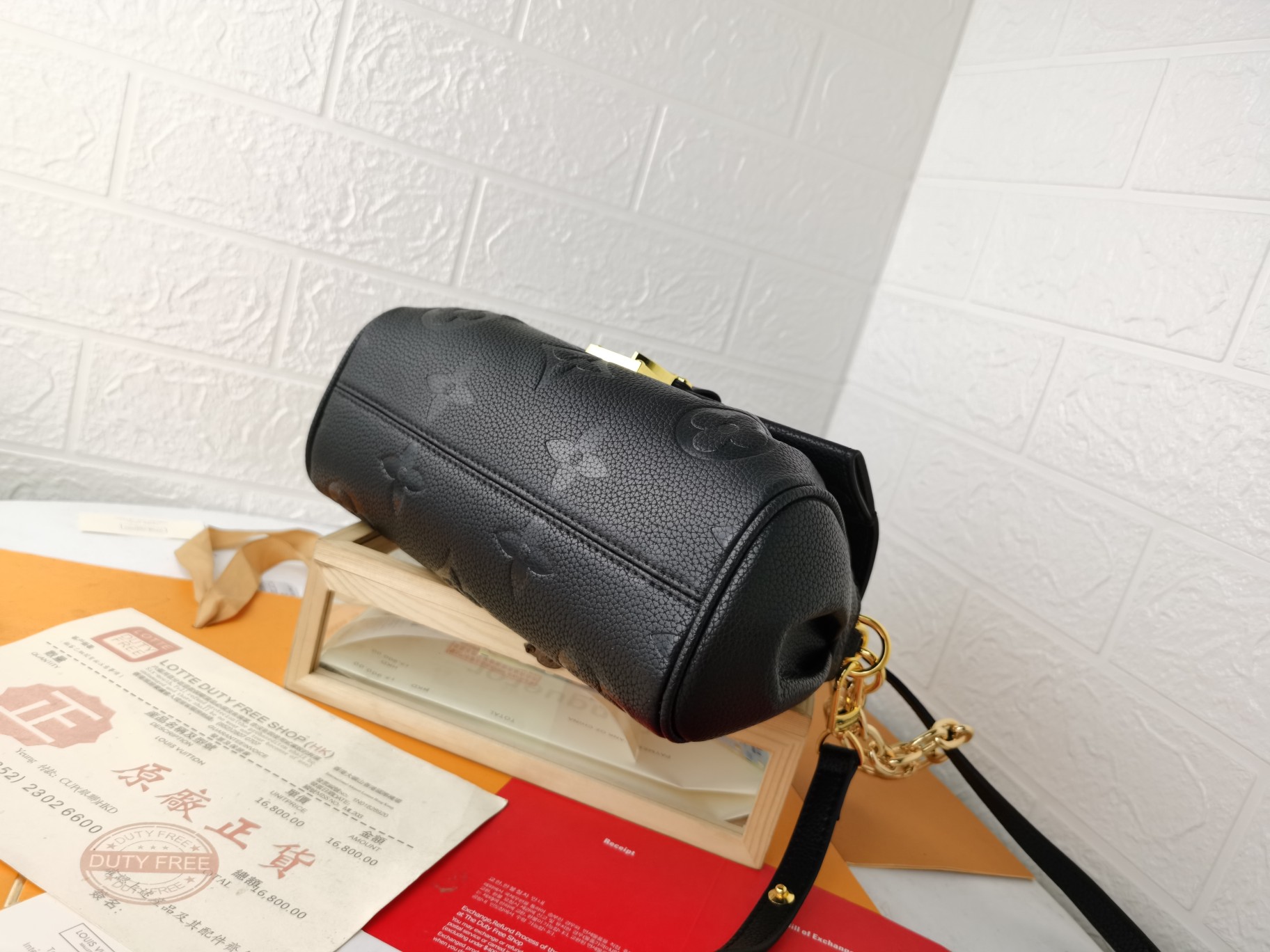 Replica Louis Vuitton Favorite M45813 - Image 5