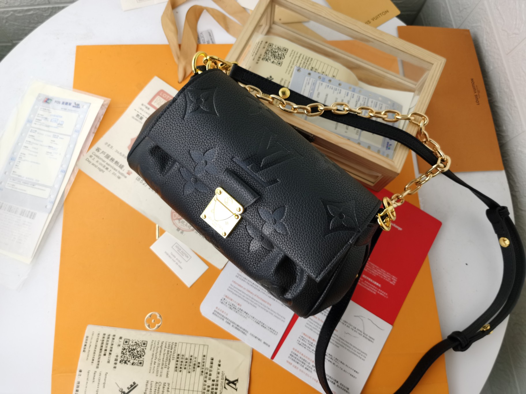 Replica Louis Vuitton Favorite M45813 - Image 6