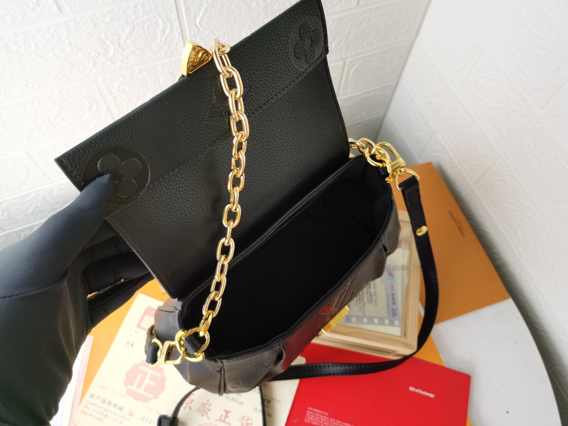 Replica Louis Vuitton Favorite M45813 - Image 9