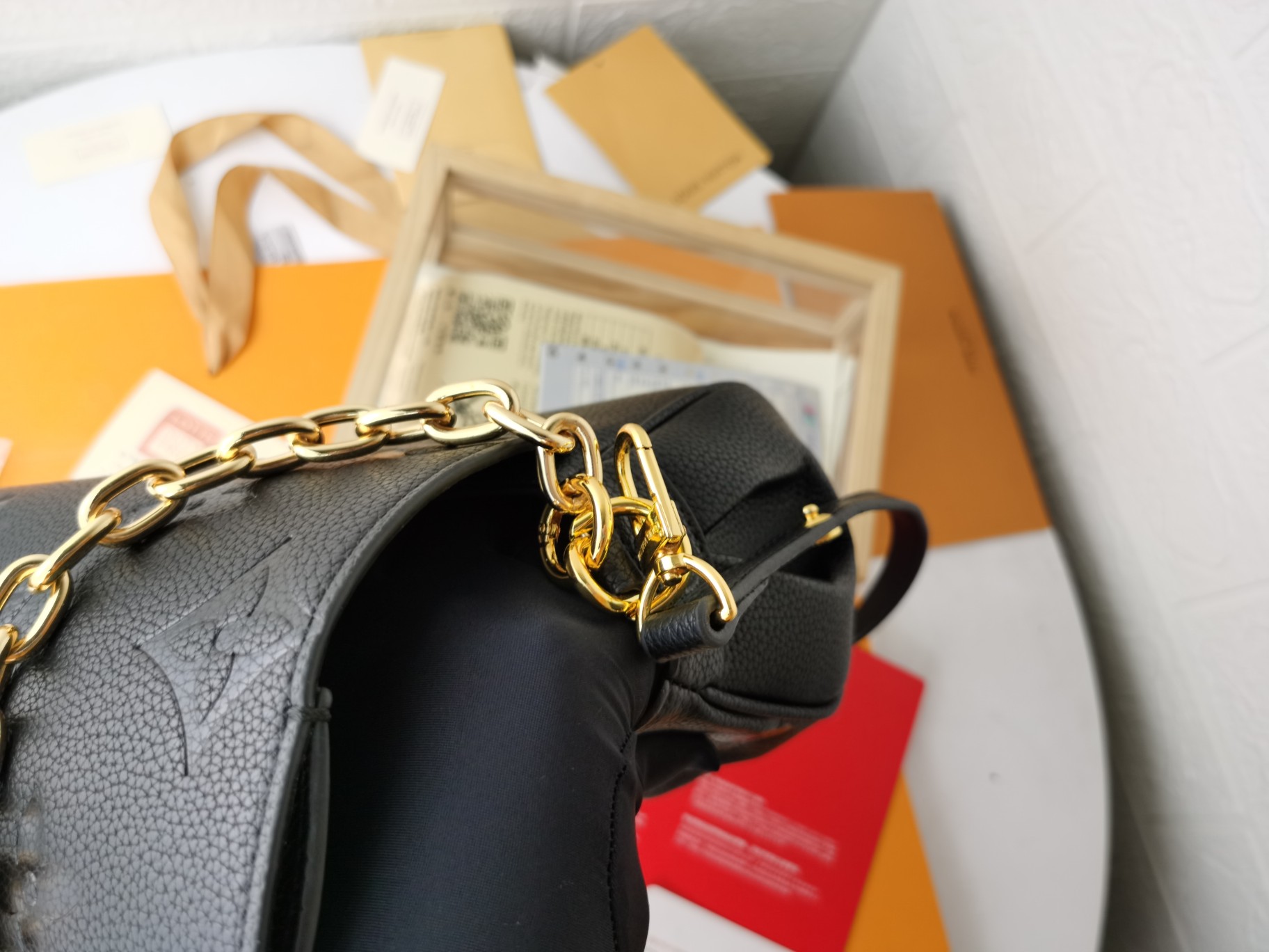 Replica Louis Vuitton Favorite M45813 - Image 10