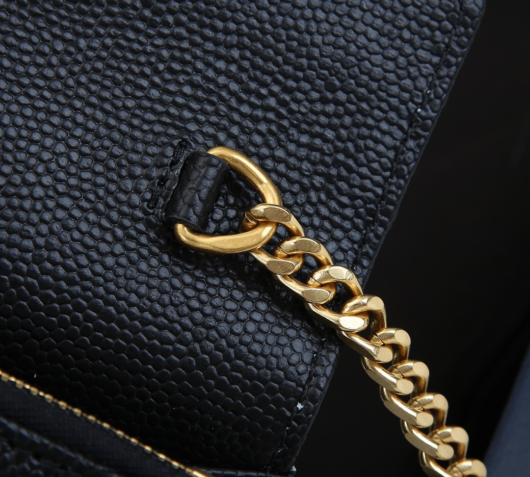Replica Ysl Envelope Chain Wallet In Grain De Poudre Embossed Leather 1888 - Image 17