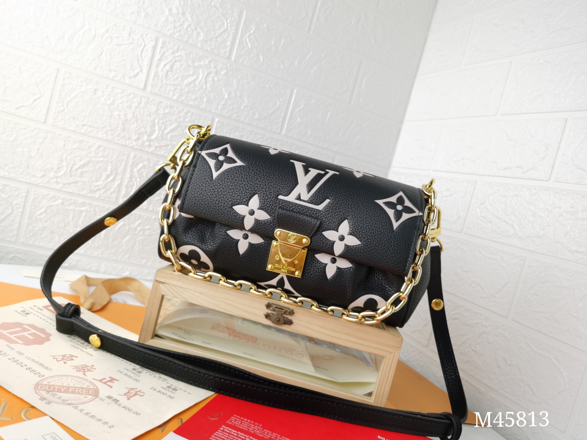 Replica Louis Vuitton Favorite M45813 - Image 16