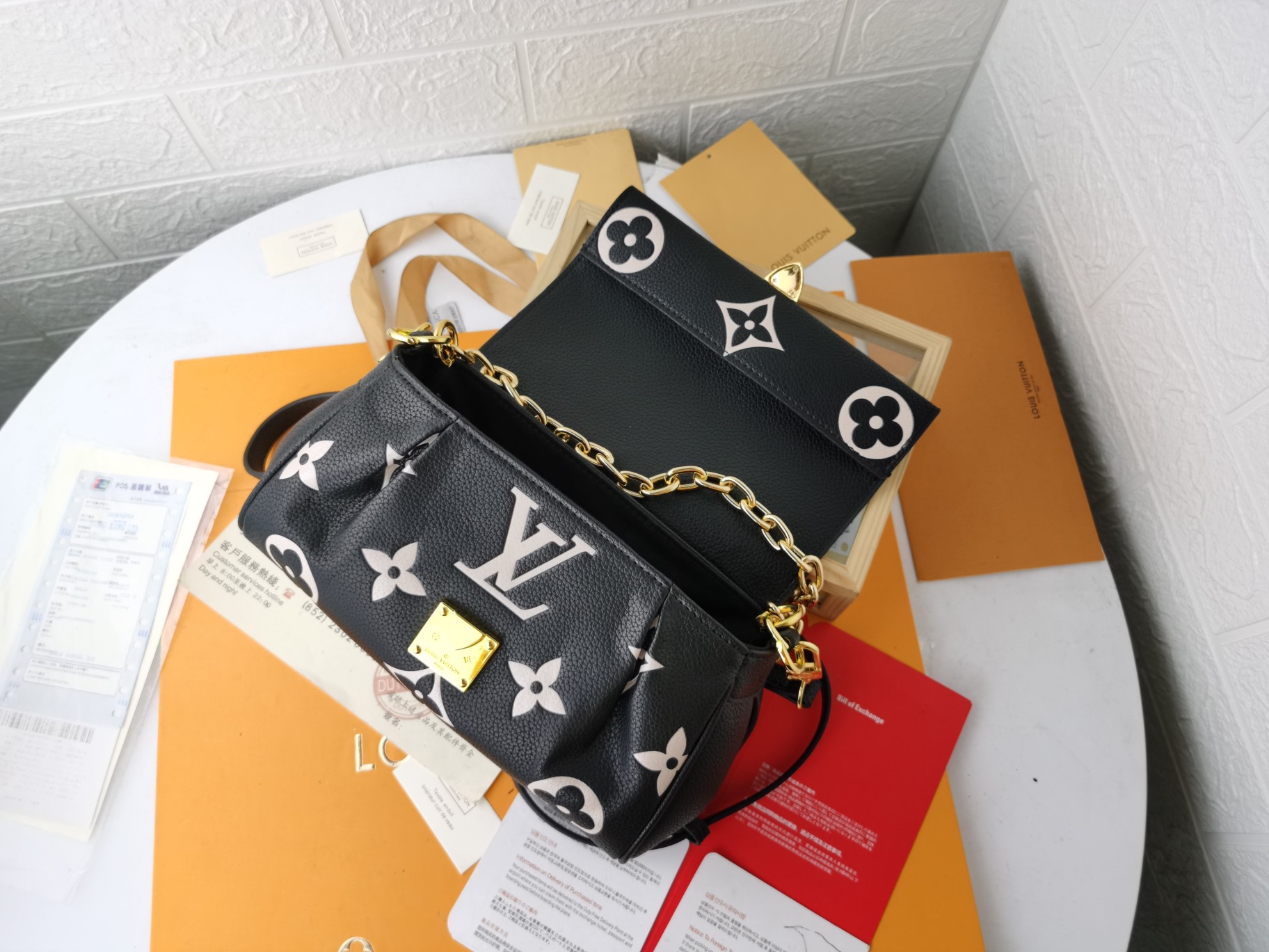Replica Louis Vuitton Favorite M45813 - Image 19