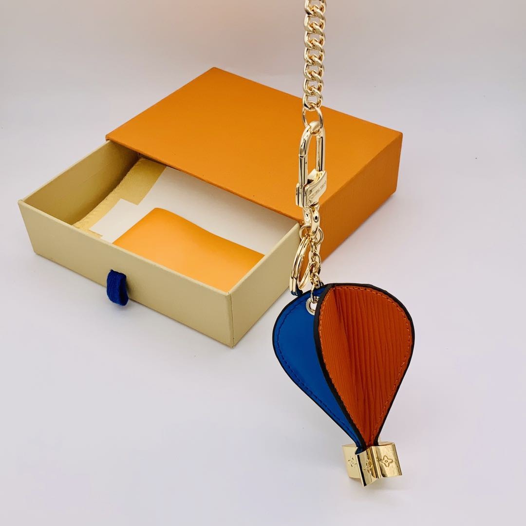 Replica Louis Vuitton Cute Balloon Bag Charm And Key Holder - Image 3