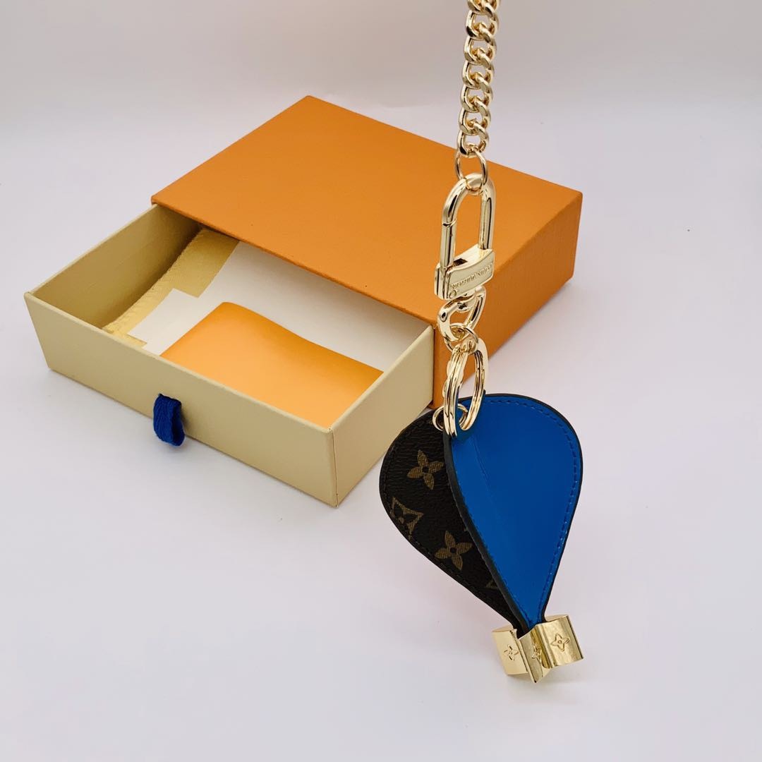 Replica Louis Vuitton Cute Balloon Bag Charm And Key Holder - Image 4