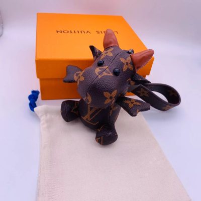 Alternative view of Replica Louis Vuitton Cute Cow Bag Charm And Key Holder