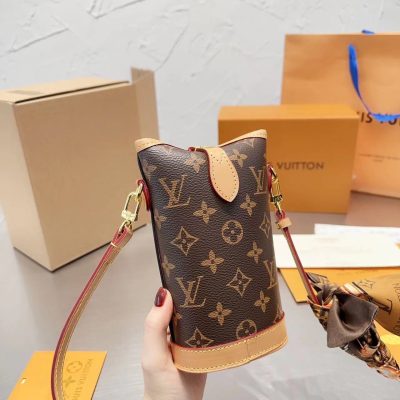 Replica Louis Vuitton Fold Me Pouch M80874