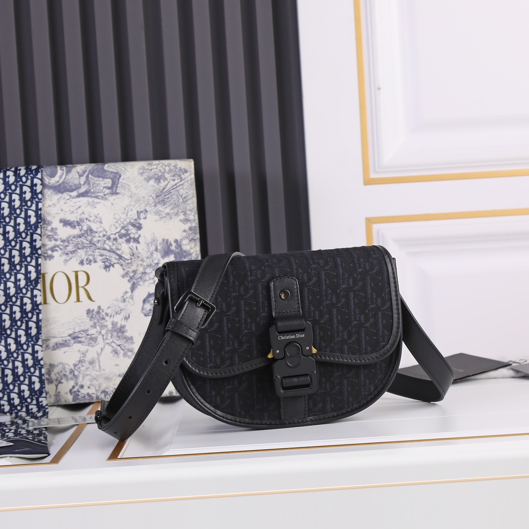 Replica Dior Gallop Messenger Bag - Image 11
