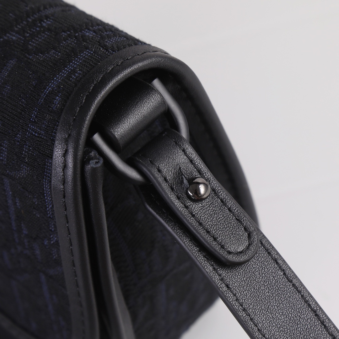 Replica Dior Gallop Messenger Bag - Image 16