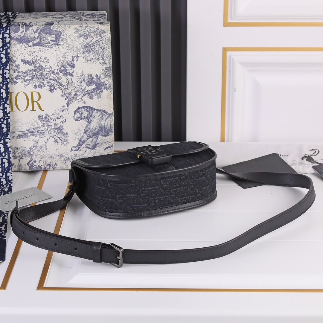 Replica Dior Gallop Messenger Bag - Image 17