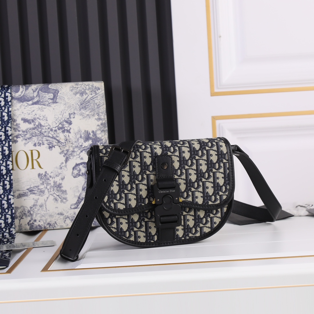 Replica Dior Gallop Messenger Bag - Image 20