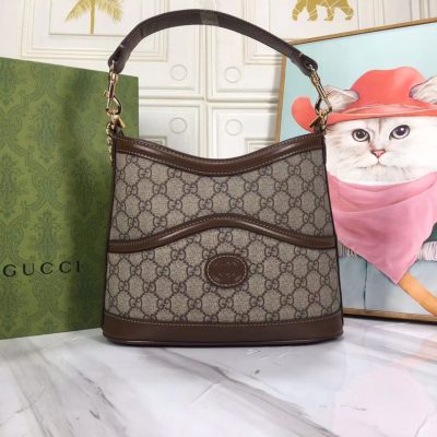 Replica Gucci Large Shoulder Bag With Interlocking G