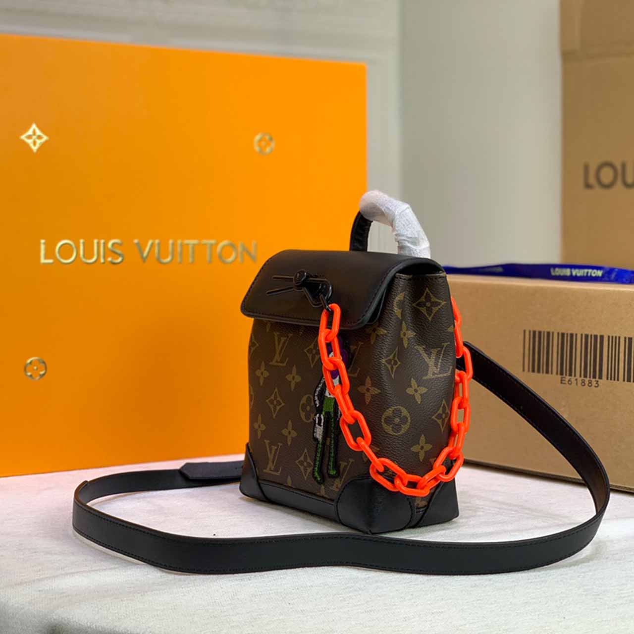 Replica Louis Vuitton Zoooom With Friends M50991 - Image 7
