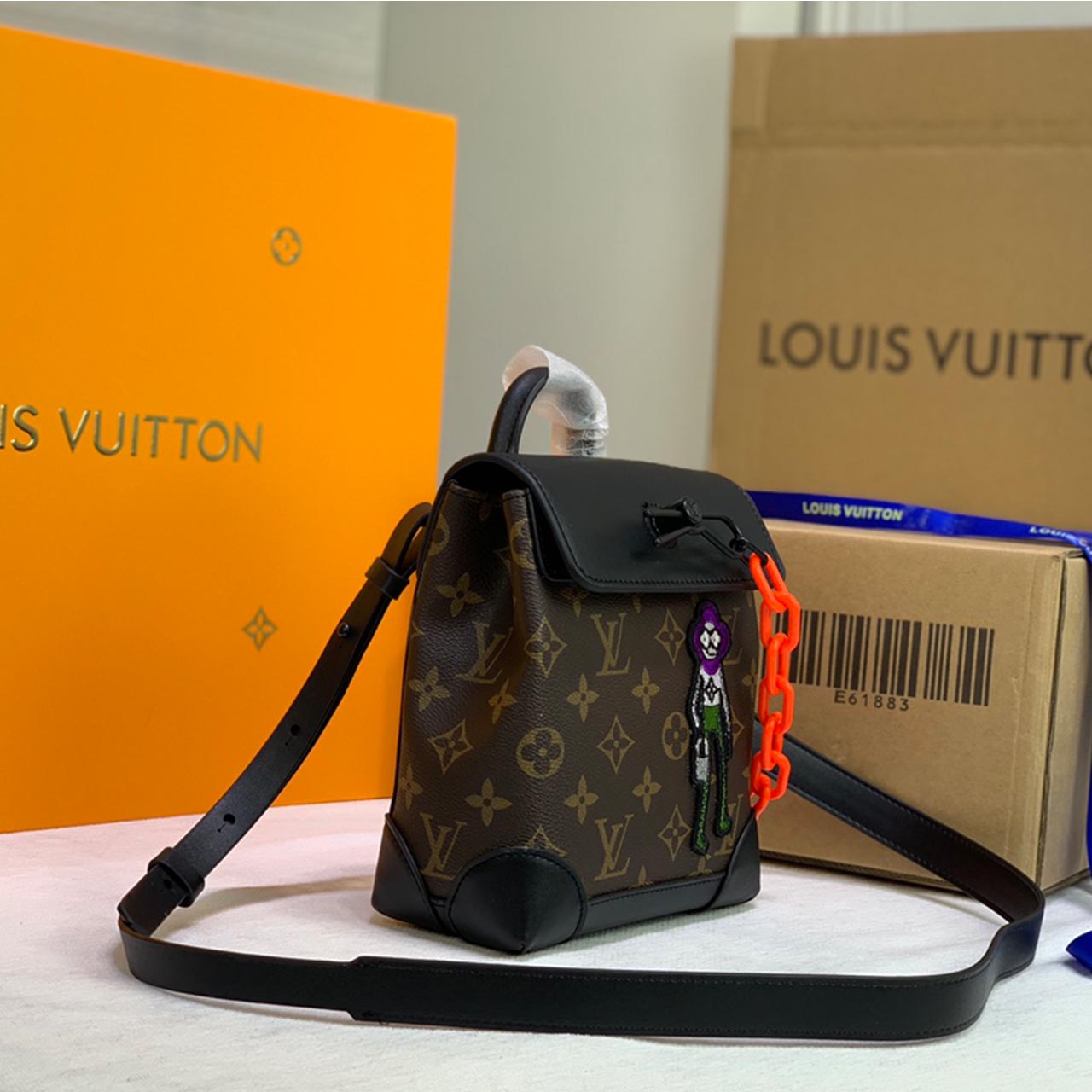 Replica Louis Vuitton Zoooom With Friends M50991 - Image 8