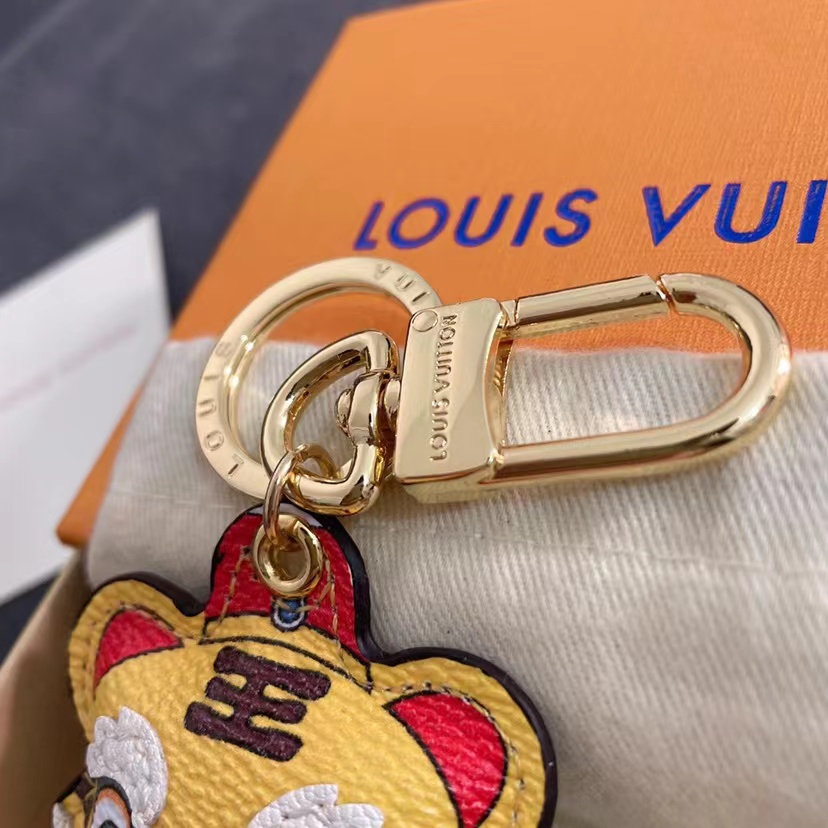 Replica Louis Vuitton Tiger Bag Charm And Key Holder L012 - Image 2